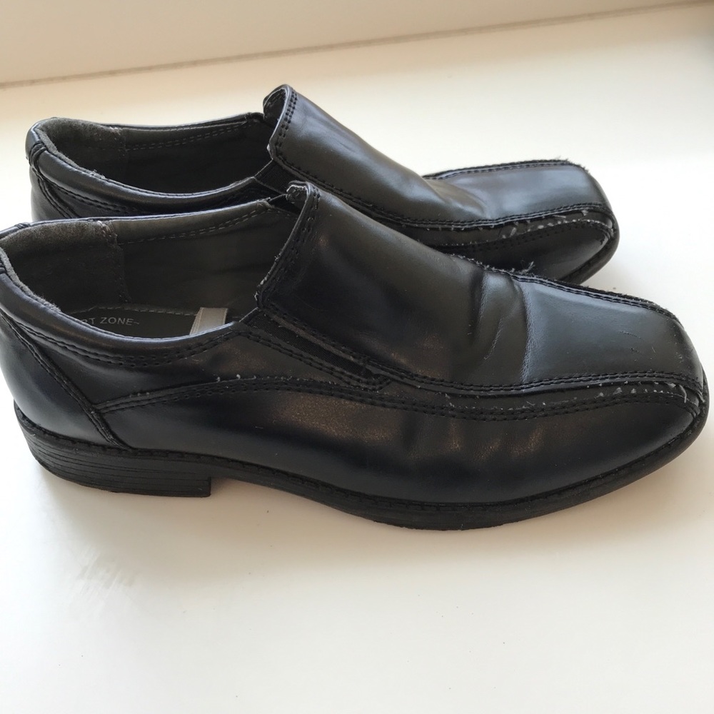 Boys Dress Shoes Black Size 2Y